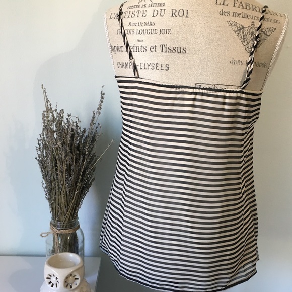 Xhiliration Black/White Tank Blouse - Picture 3 of 4